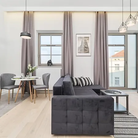 Eleganckie Studia Wyspa Slodowa By Renters Apartment