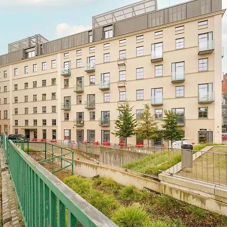 Apartment Eleganckie Studia Wyspa Slodowa By Renters Wroclaw