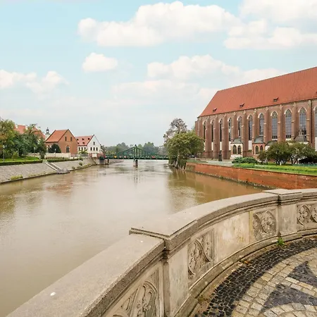 Apartment Eleganckie Studia Wyspa Slodowa By Renters Wroclaw
